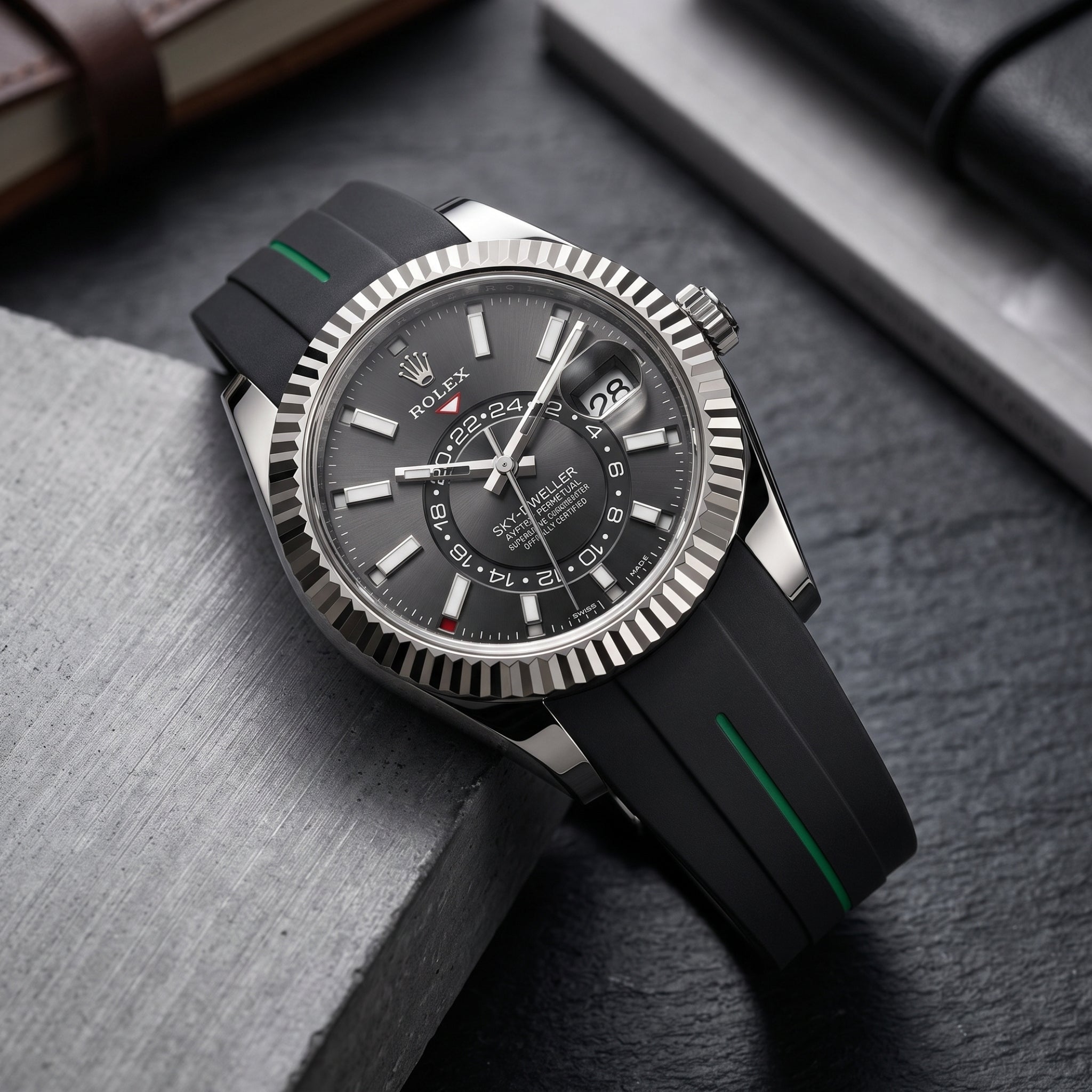 Faltschliessen Kautschukarmband für Rolex Sky-Dweller – Schwarz/Grün Linie | LuxLine® - Helvetus