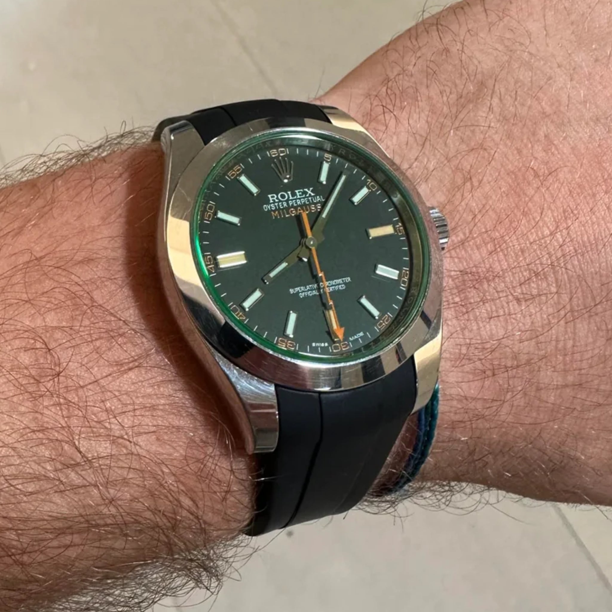 Faltschliessen Kautschukarmband für Rolex Milgauss in Schwarz - Helvetus DE