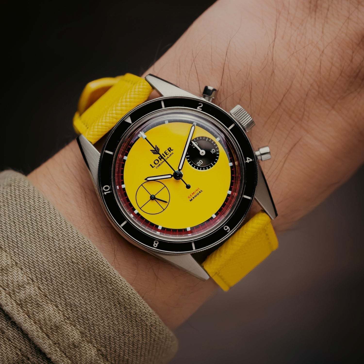 Gelbes Leder Uhrenarmband – Handgefertigtes Ersatzband – Helvetus® - Helvetus DE