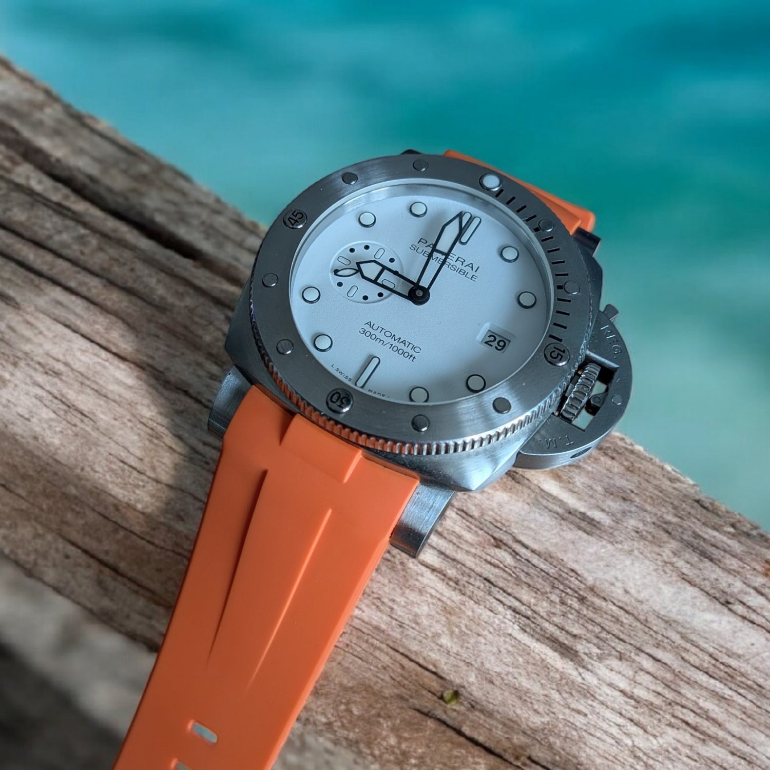 Geschwungenes Kautschukarmband – Für Panerai Luminor 44mm – Orange - Helvetus DE