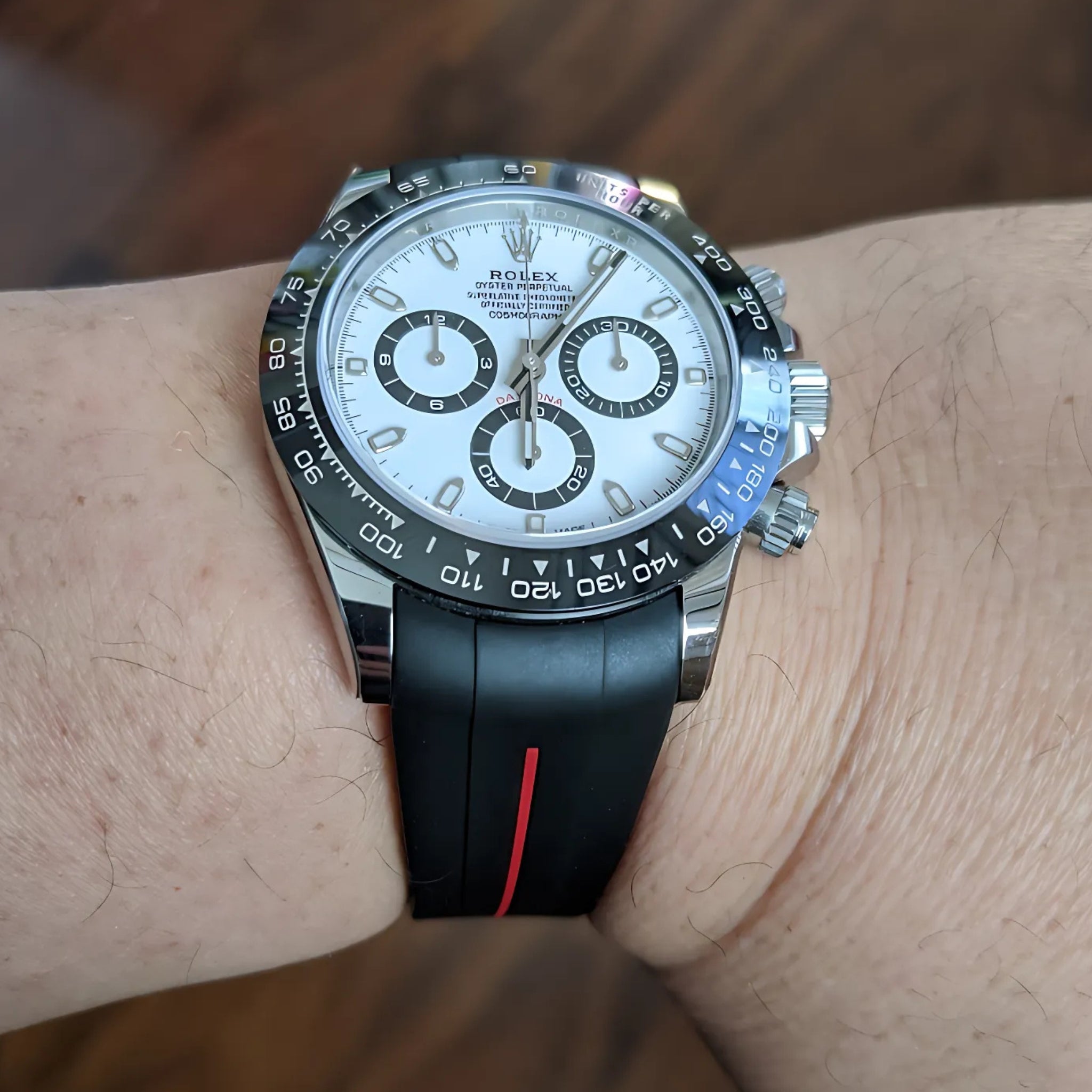 Faltschliesse Kautschukarmband für Rolex Daytona – LuxLine® - Schwarz/Rot - Helvetus DE