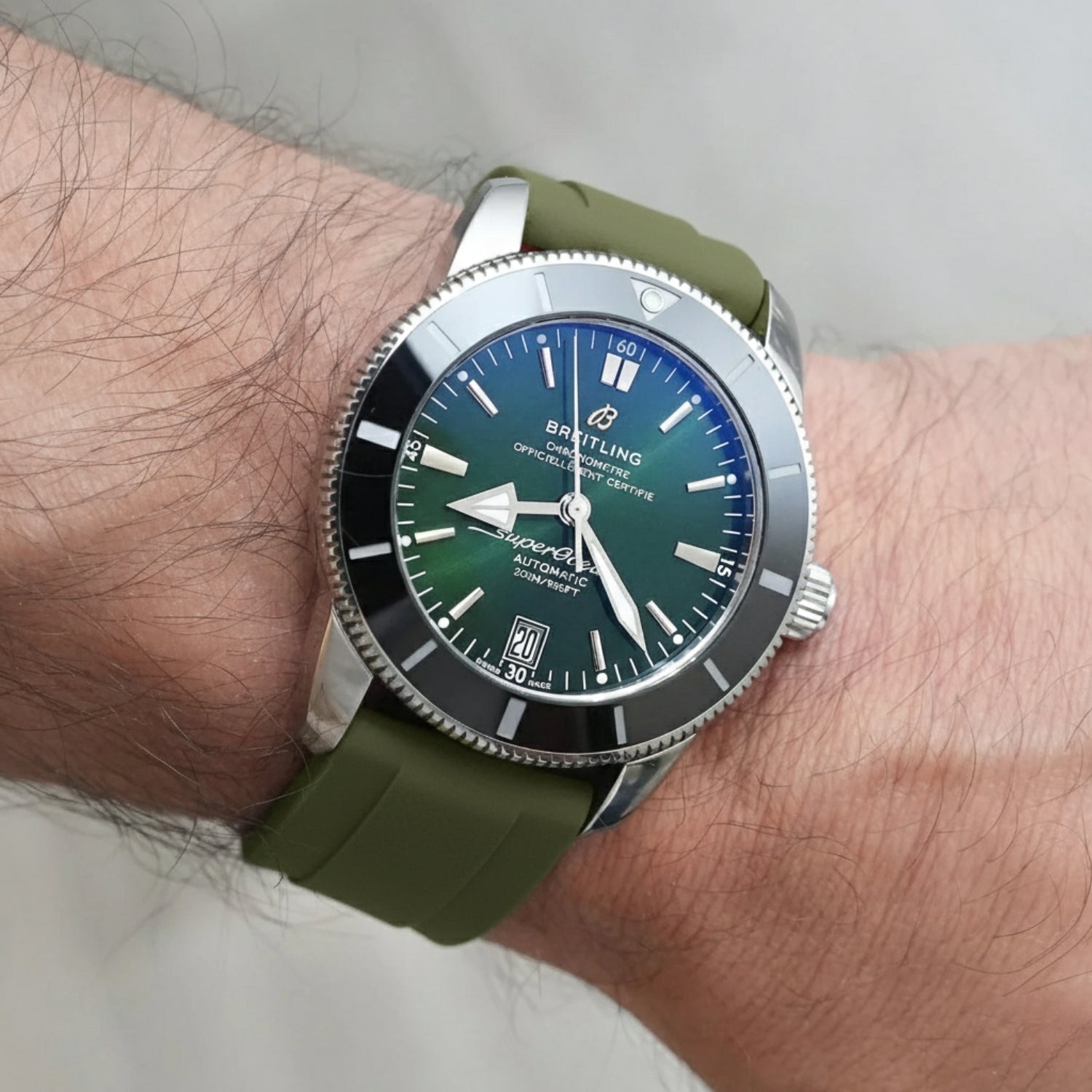 Kautschukarmband – Für alle Breitling Superocean Modelle – Olivgrün - Helvetus DE