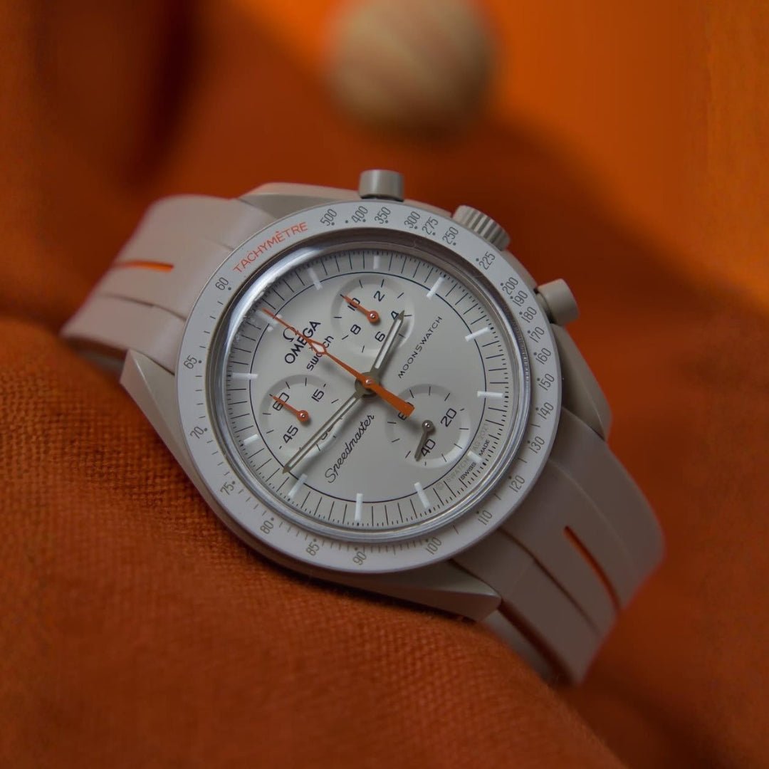 Kautschukarmband – Für Mission to Jupiter | Omega X Swatch | MoonSwatch – Beige mit Roter Linie - Helvetus DE